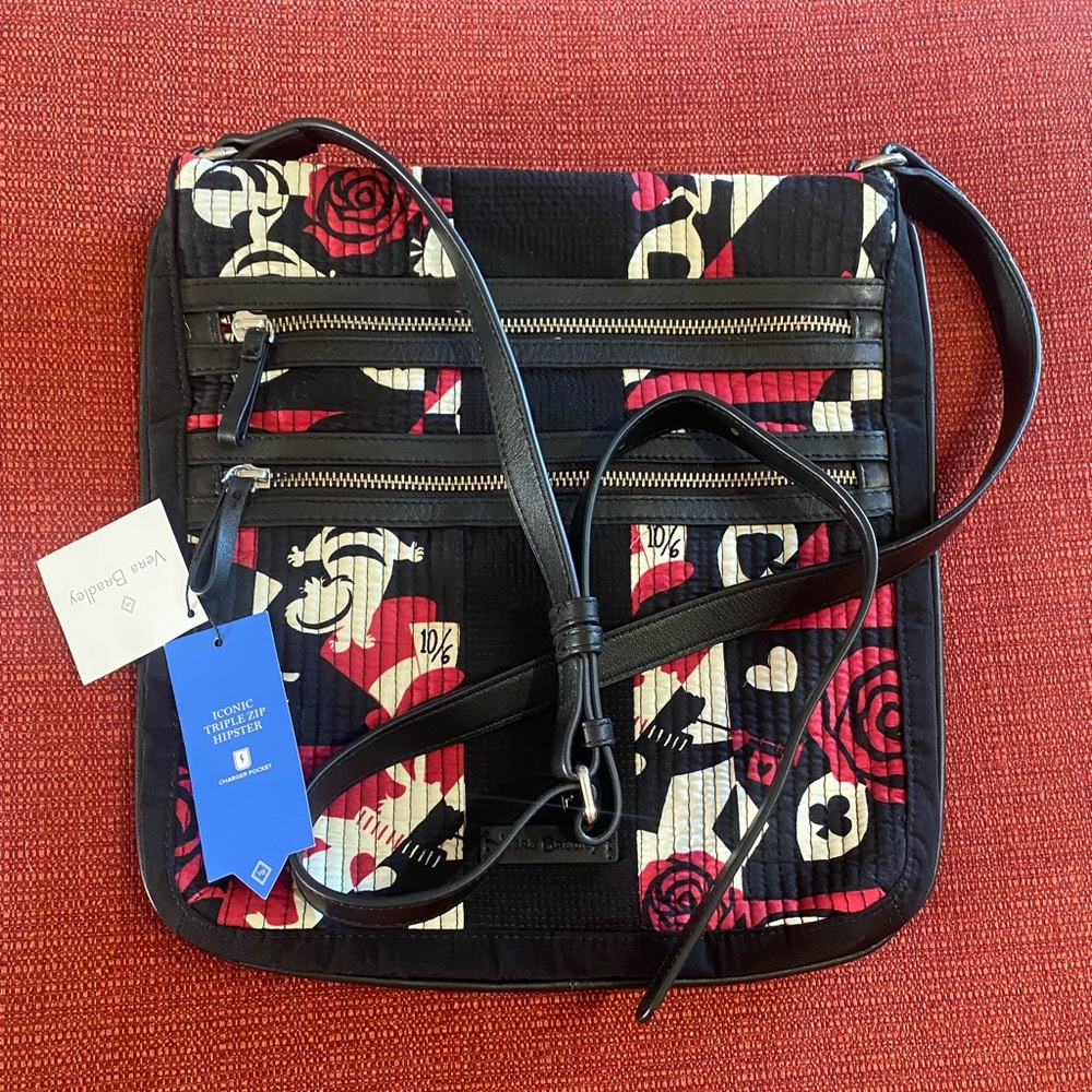 COPY - VERA BRADLEY NEW Disney, Alice in Wonderland Crossbody Painting the Roses